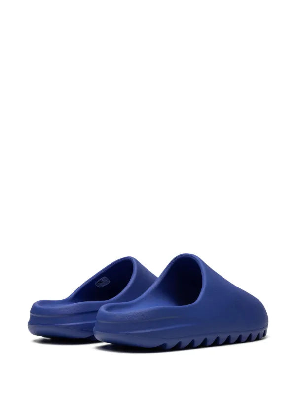adidas Yeezy
YEEZY pantofle "Azure"