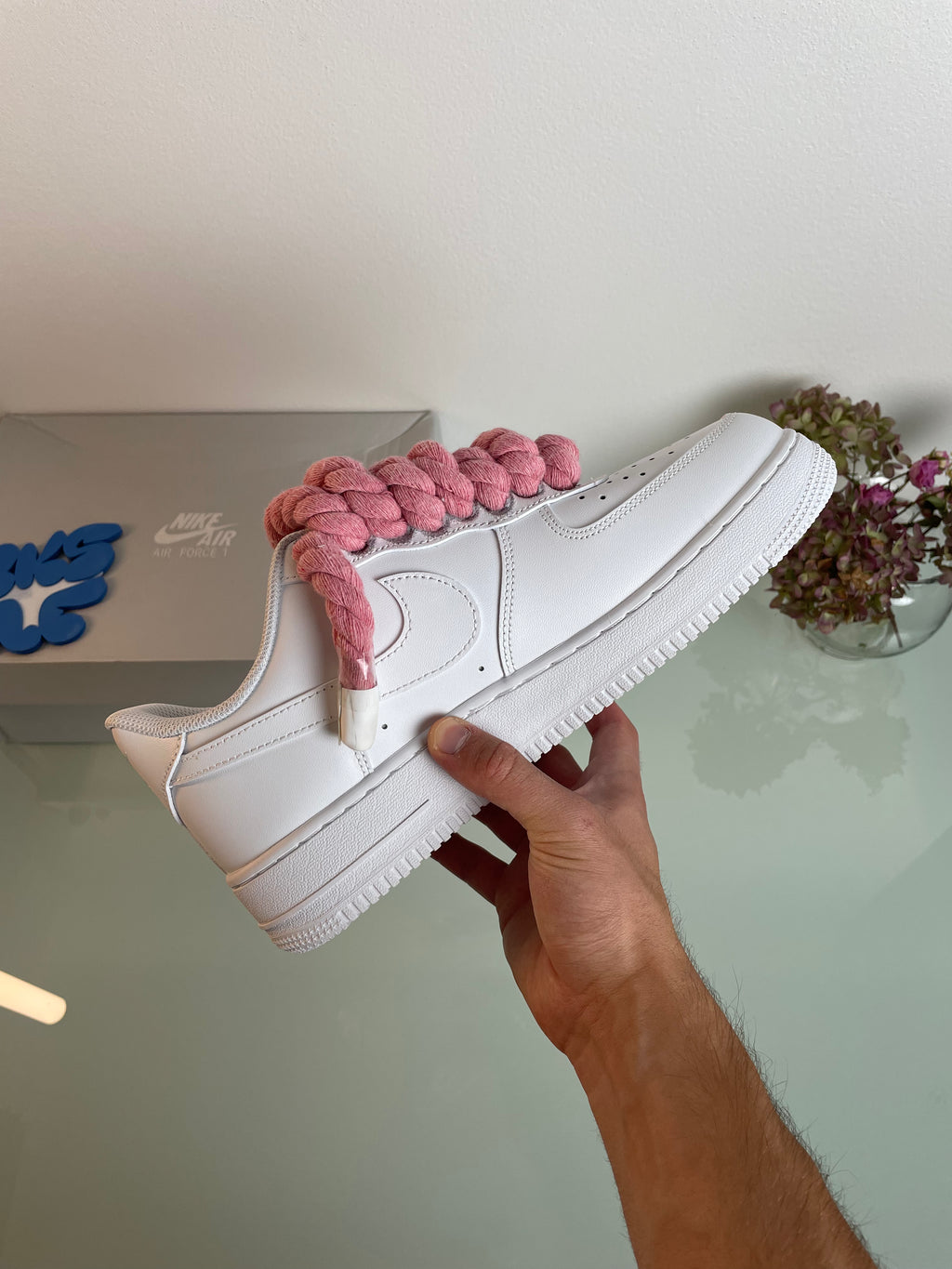 Air Force 1 s lanovými tkaničkami