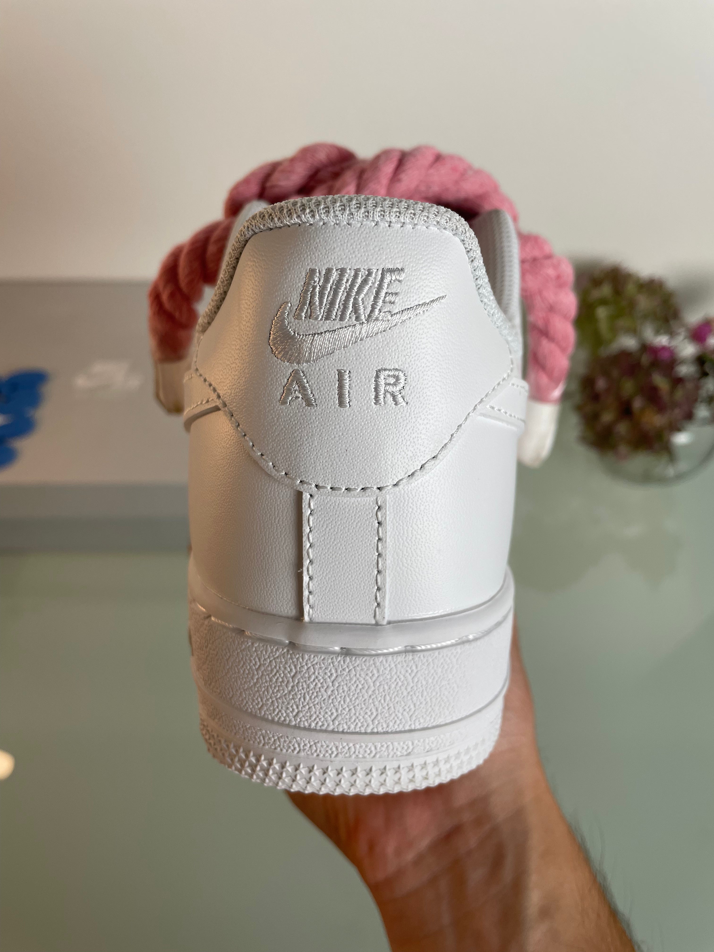 Air Force 1 s lanovými tkaničkami